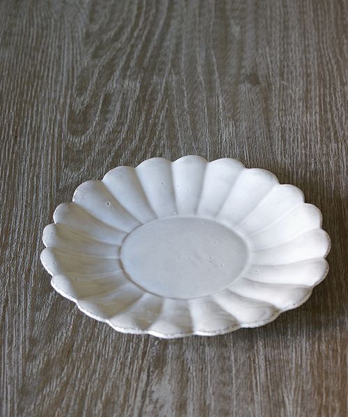Astier de Villatte マーガレット・デザートプレート – Blanc de Juillet