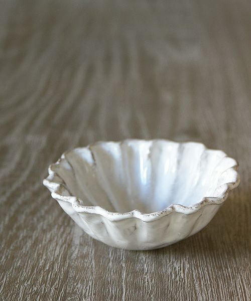 Astier de Villatte マーガレット・ティーカップ – Blanc de Juillet