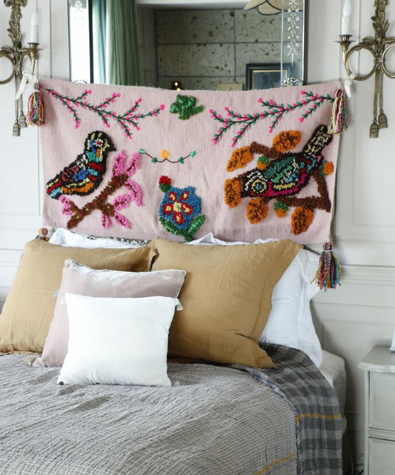 PO!PARIS bed head tapestry 140 Natalie Lethe bird