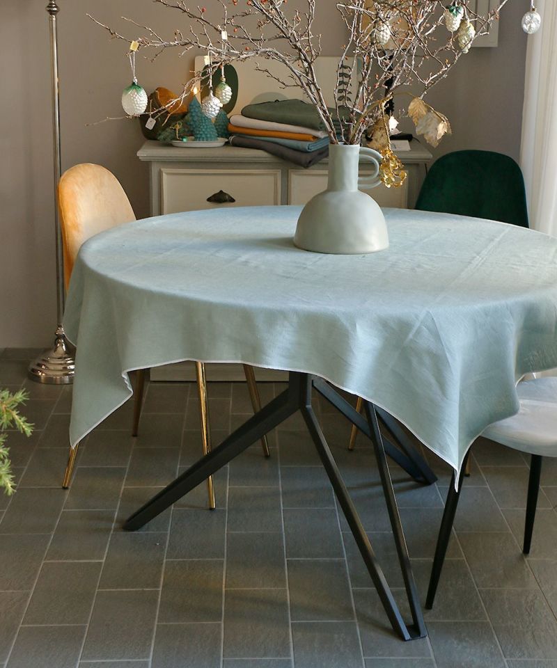 Tablecloth Verone Sage Green 143x143cm [Water Repellent]