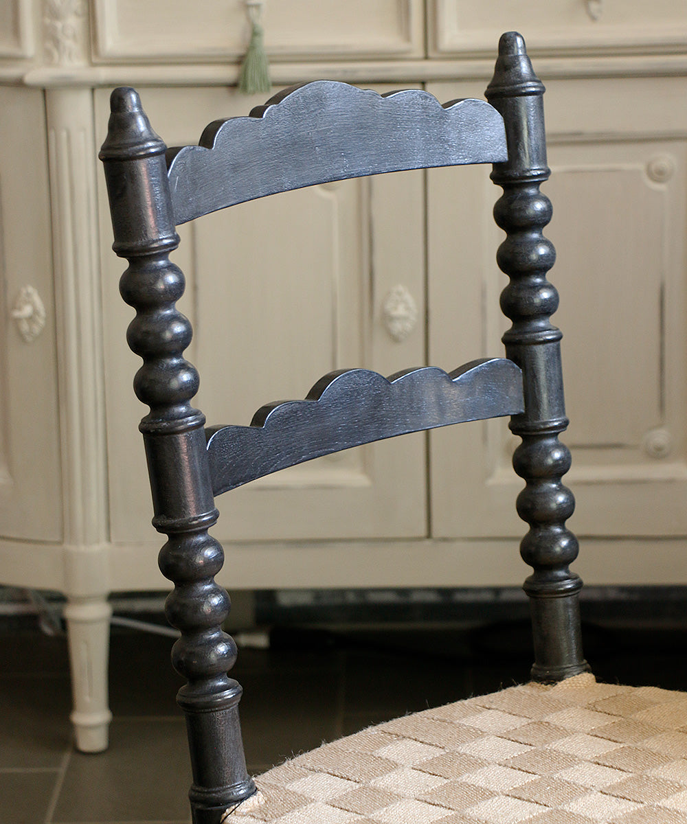 Astier de Villatte チェア・パール – Blanc de Juillet