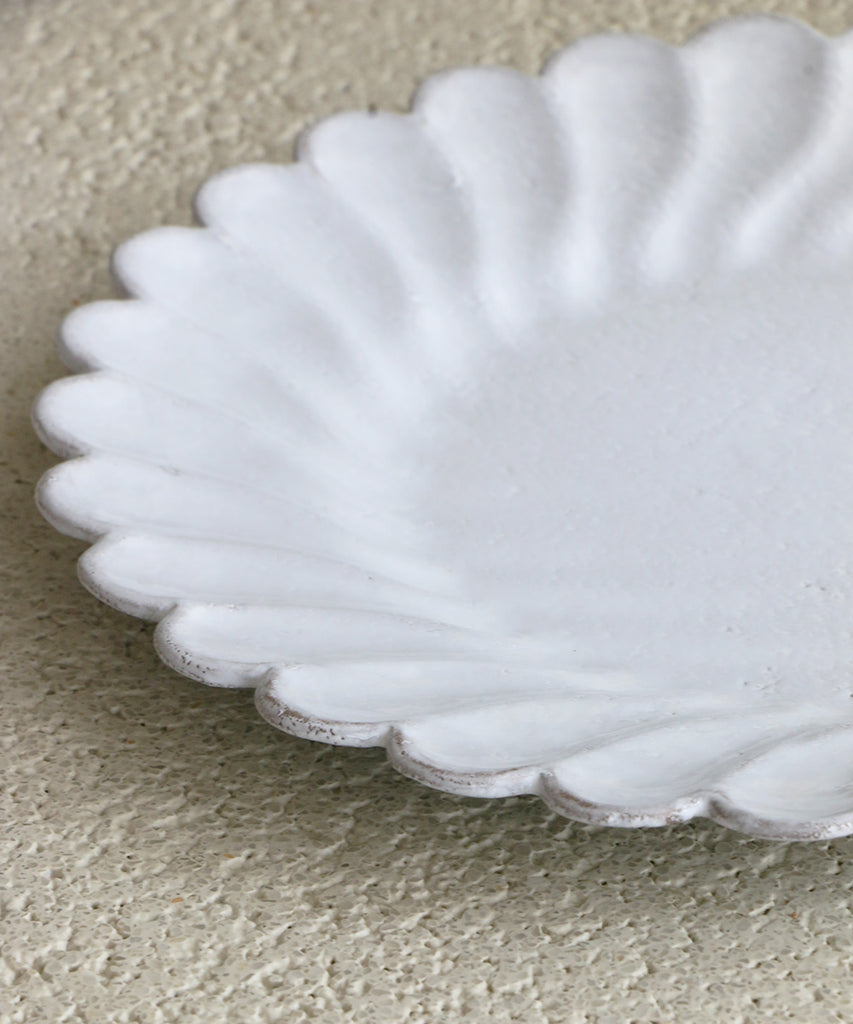 Astier de Villatte ペギー・デザートプレート – Blanc de Juillet