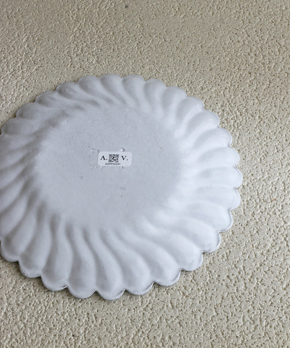 Astier de Villatte ペギー・デザートプレート – Blanc de Juillet