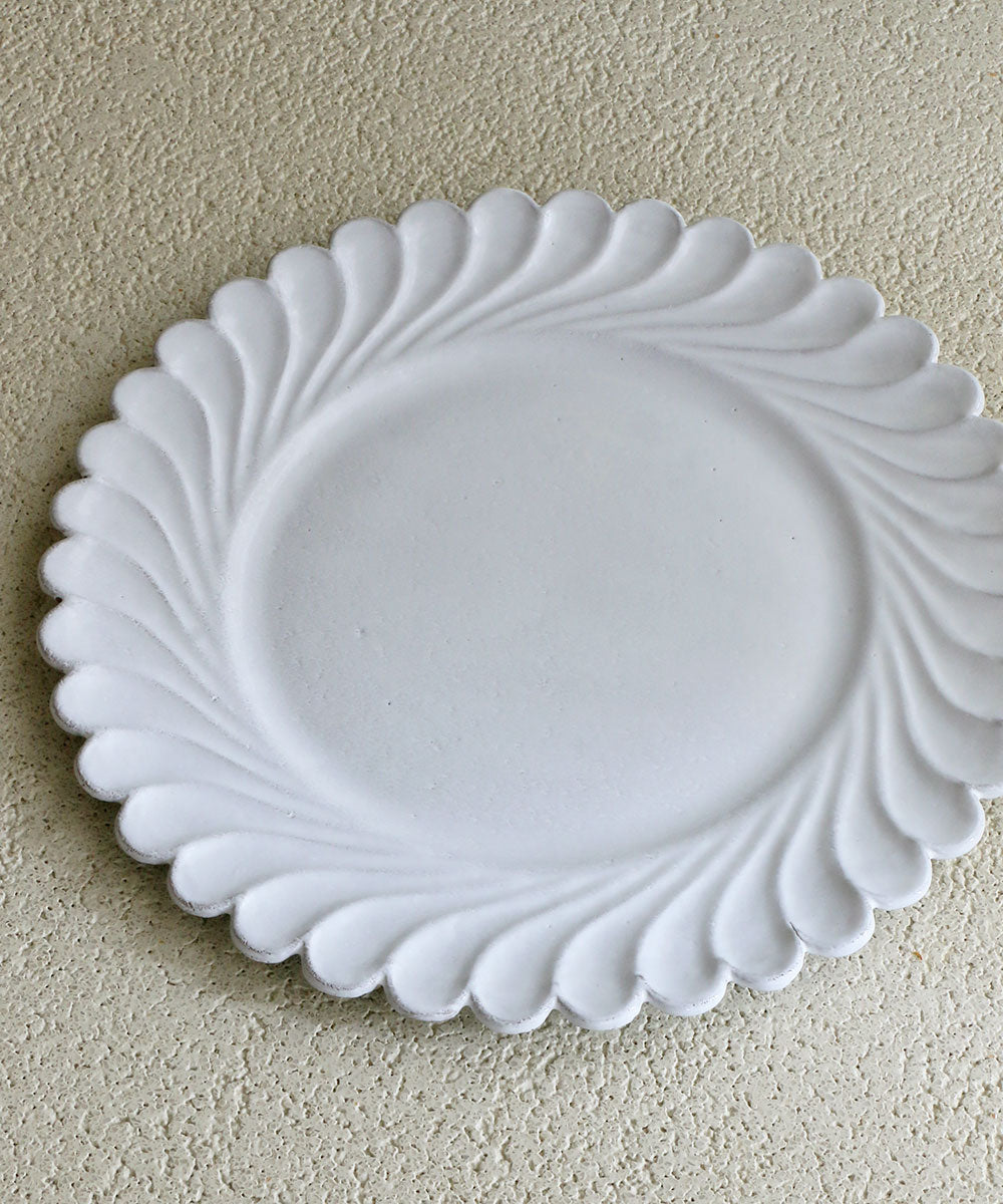 Astier de Villatte ペギー・デザートプレート – Blanc de Juillet