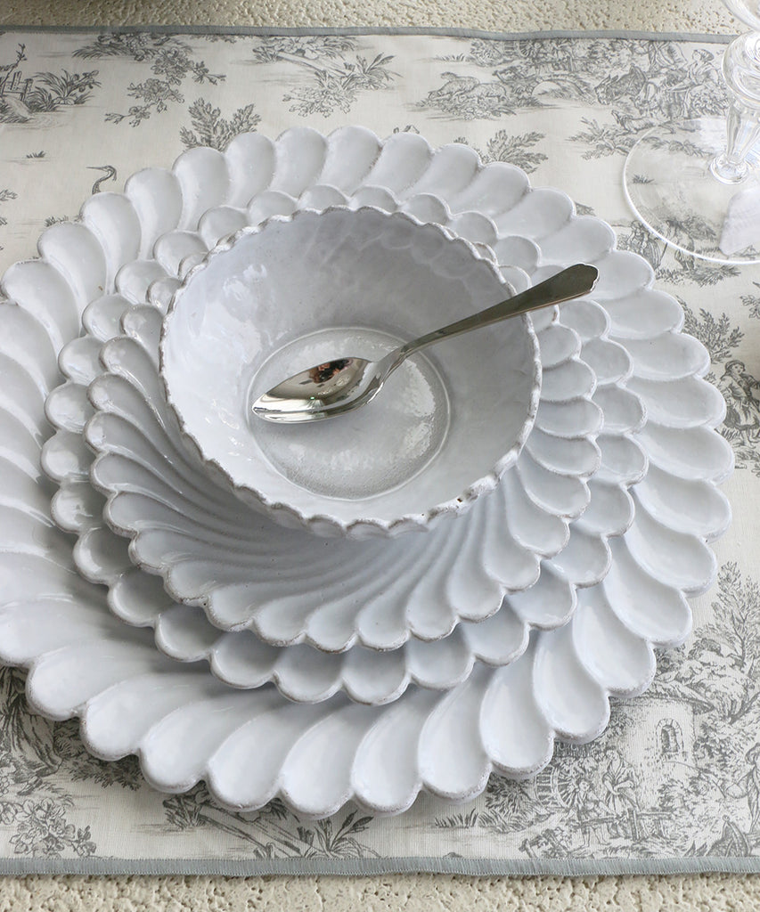 Astier de Villatte ペギー・ボウル – Blanc de Juillet