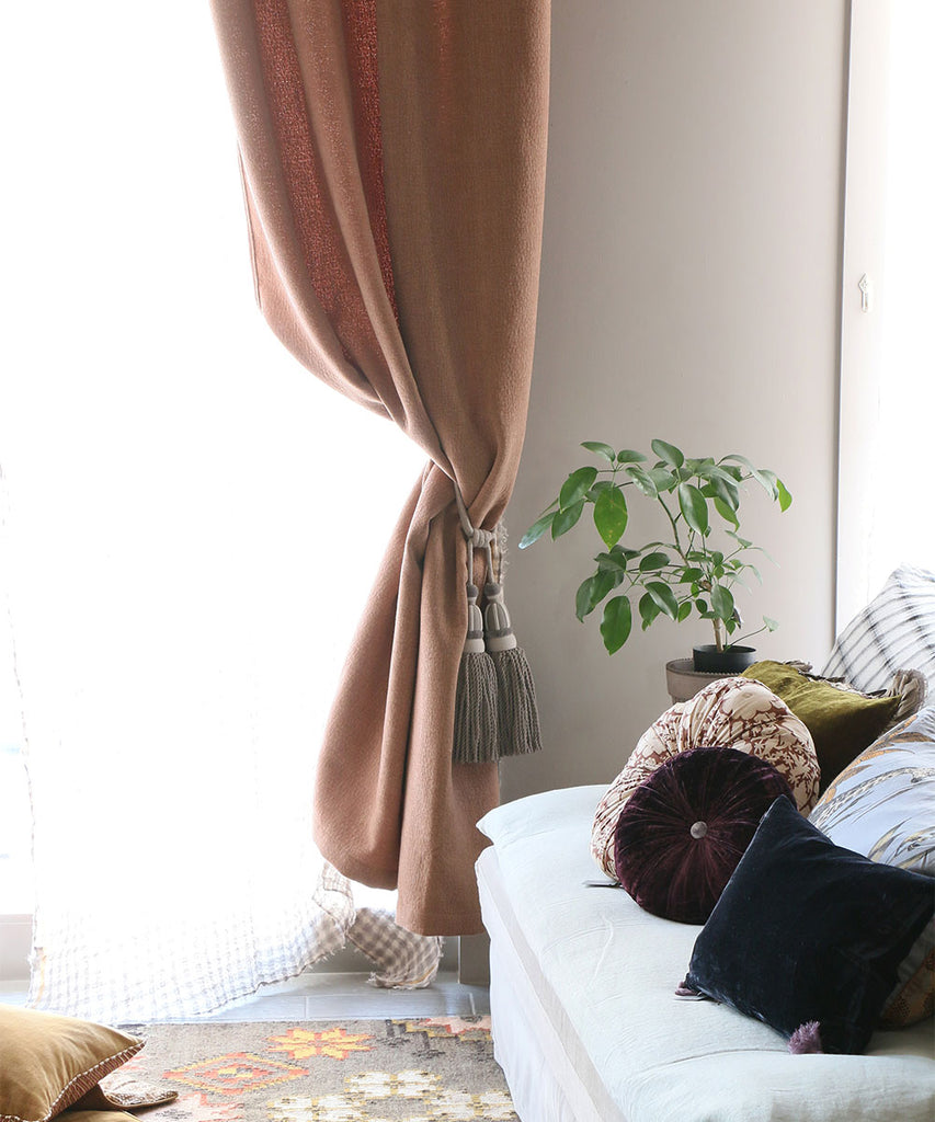 Beatrice LAVAL カーテン・AURO・93×300・エトーシャピンク