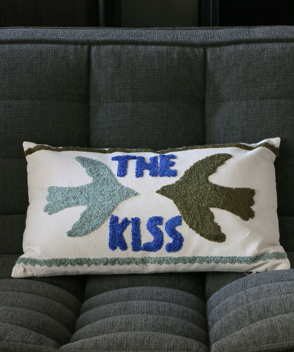 OPJET PARIS 刺繍クッションカバー・ナチュラルコットン・KISS・中身