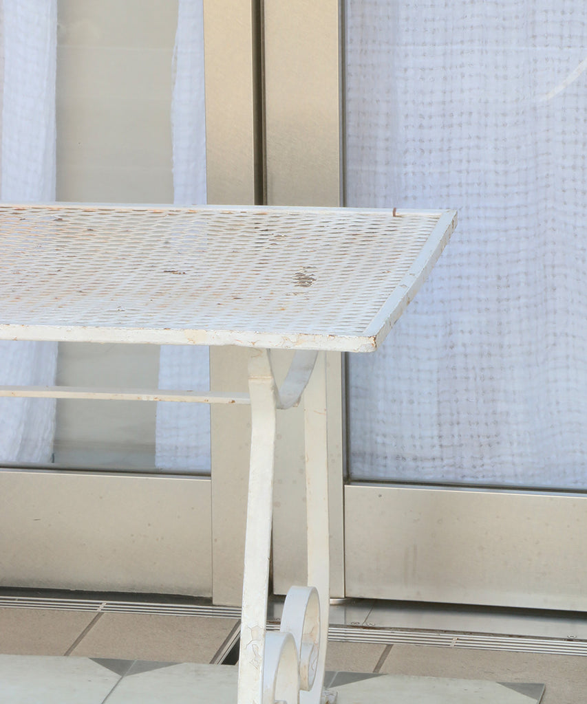 アンティーク・アイアンテーブル