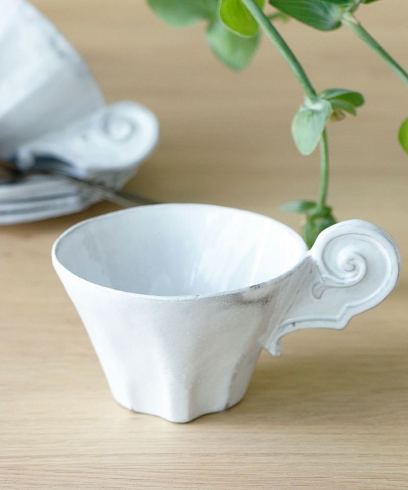 Astier de Villatte Regence Teacup